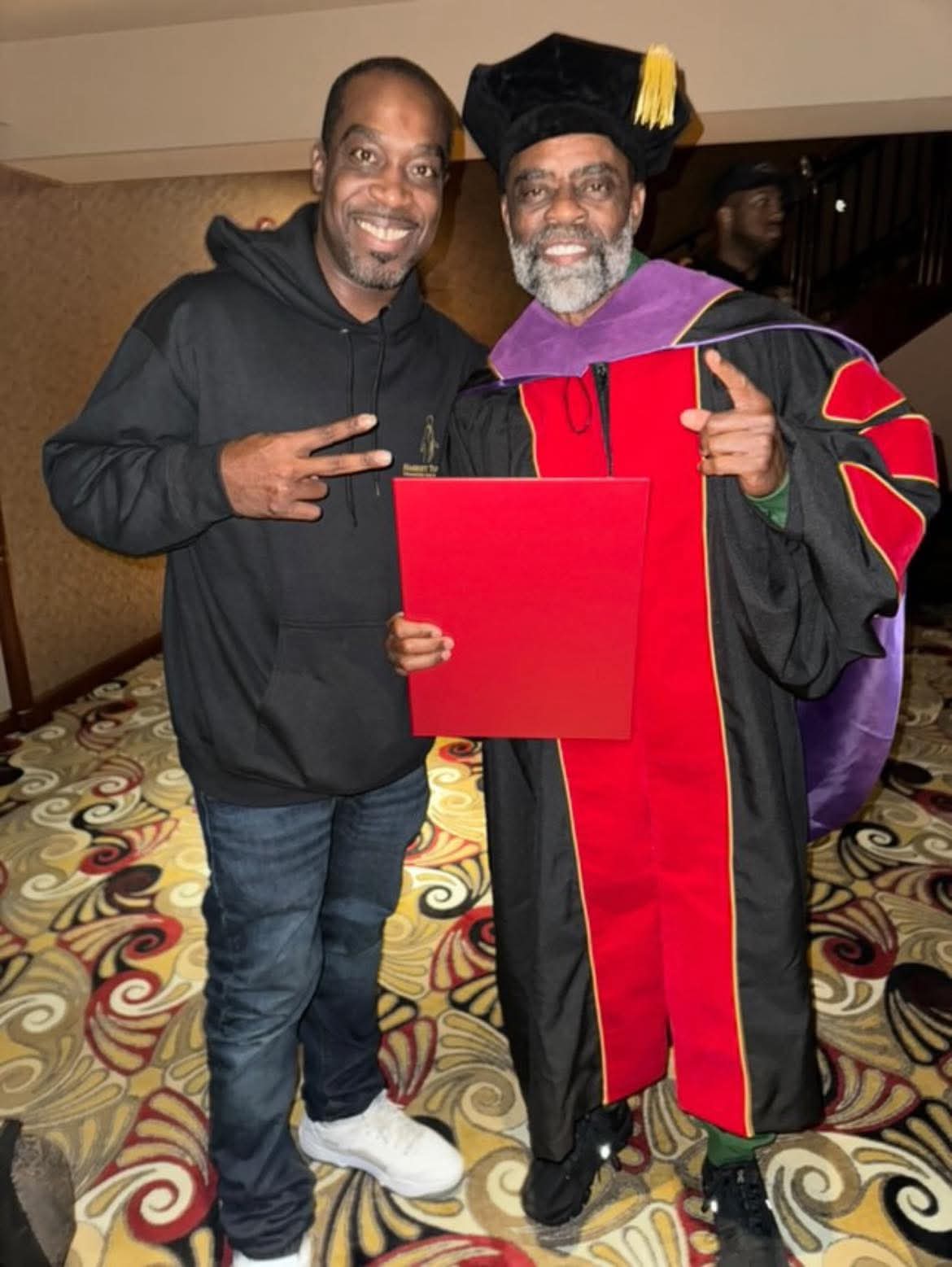 Ecko with certificate